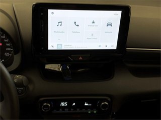 TOYOTA Yaris ACTIVE PLUS