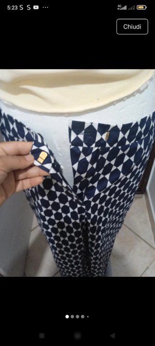 Pantaloni gamba ambia