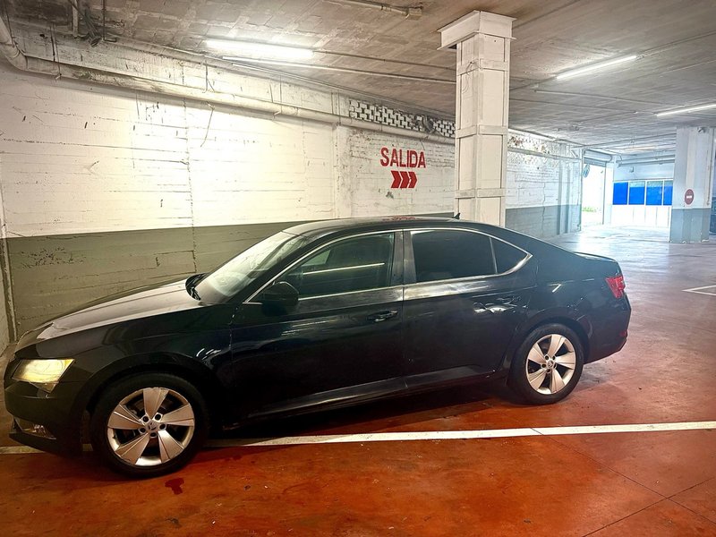 Skoda Superb 2018 - foto 1