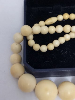 Antica e preziosa collana di perle