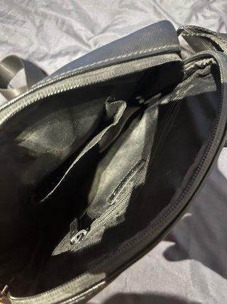 Bandolera Guess original como nueva