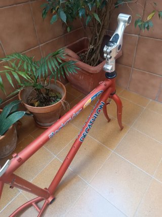 Cuadro acero cicloturismo