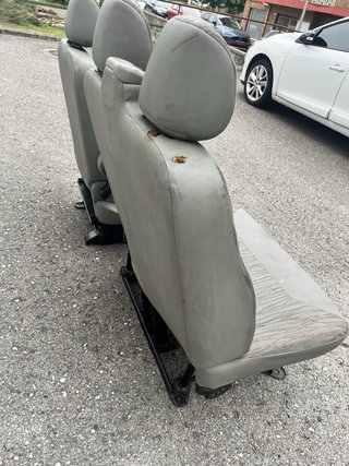 Asientos delanteros Trafic