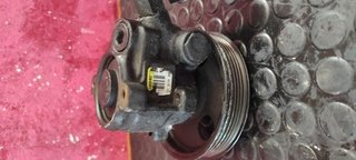 Bomba dirección 95BB3A733AB Ford Mondeo I Sedan (