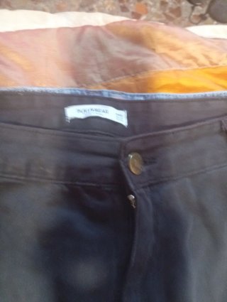 Pantalón Cargo Negro Pull and Bear