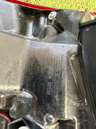 PILOTO TRASERO DERECHO Nissan Qashqai (J11E)(2013->)