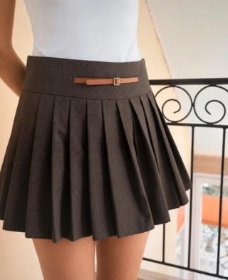 Falda plisada marrón y gris
