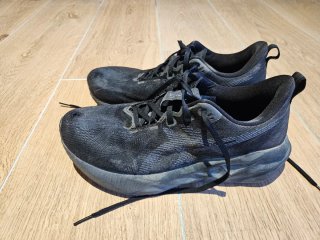 Asics Novablast 5 Talla 43.5