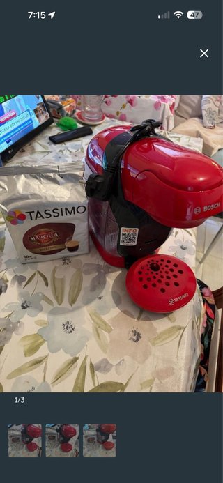 Cafetera Tassimo Bosch Roja