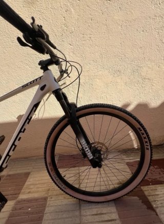 Bicicleta Scott Scale 965 29 Blanca/Negra