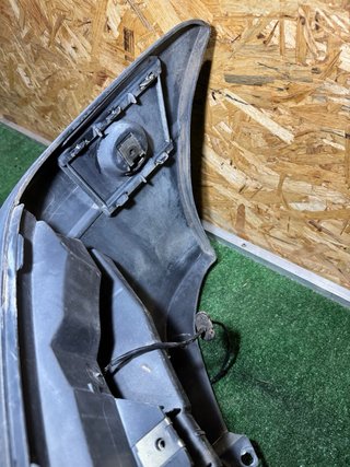 Paragolpes trasero Peugeot 306