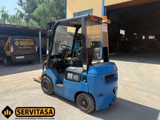 CARRETILLA ELEVADORA TOYOTA MATRICULADA