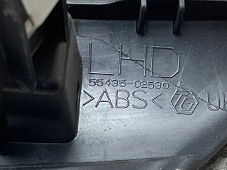 Embellecedor Guantera Toyota Auris 12-18