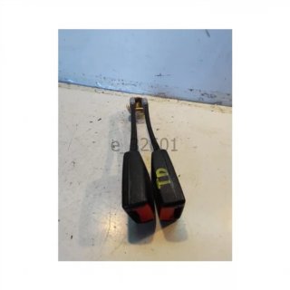 Cinturon seguridad trasero central Seat Ib c_71697