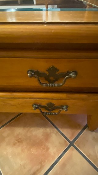 Mesa centro madera con cajones y cristal