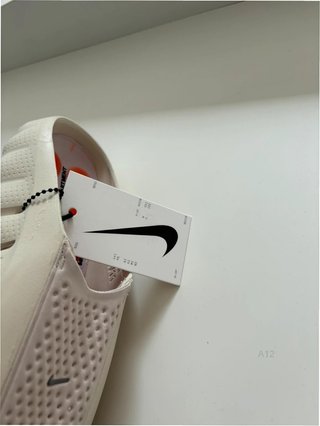 Nike Mind 001 Talla 45 Beige/Naranja