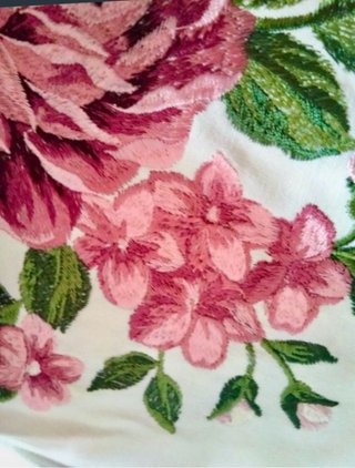 Funda de cojín 50x30 Decorativo.Bordado Ramo Rosas