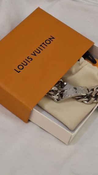Pulsera Louis Vuitton de Plata