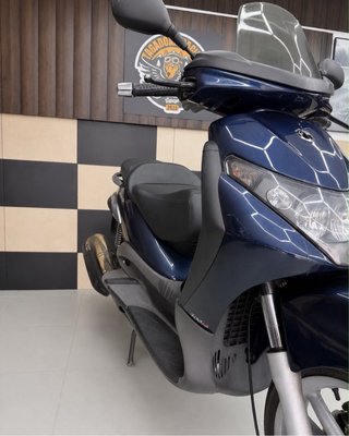 Piaggio Beverly 400