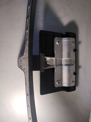 Peana LG TV 75