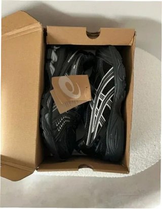 ASICS Gel-Kayano 14 Negro Talla 41.5