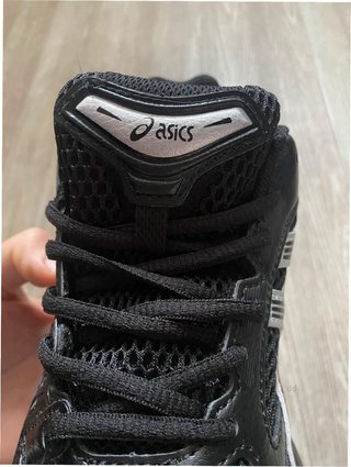 ASICS Gel-Kayano 14 Talla 42 Negro/Plata