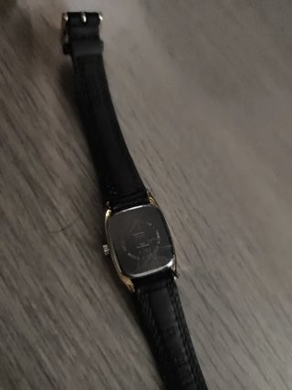 Reloj Tissot Stylist K140 Quartz