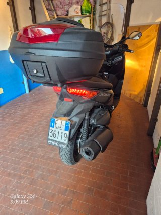 Yamaha XMAX 400 ABS Scooter