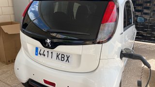 Peugeot iOn 2017