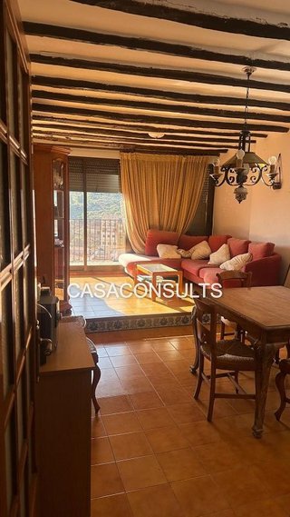 Casa adosada en alquiler en Vilafamés