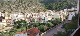 Casa adosada en alquiler en Vilafamés