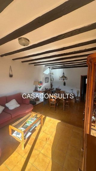 Casa adosada en alquiler en Vilafamés
