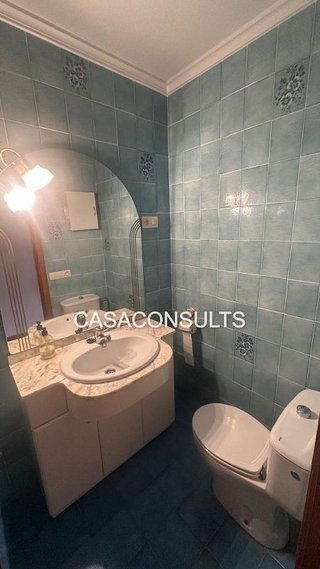 Casa adosada en alquiler en Vilafamés