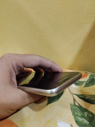 Samsung Galaxy J1 2016