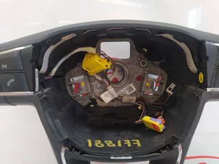 VOLANTE SEAT LEON (5F1) Style Connect