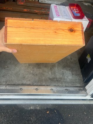 Caja de madera artesanal
