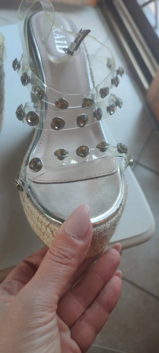 Sandali donna con zeppa e strass