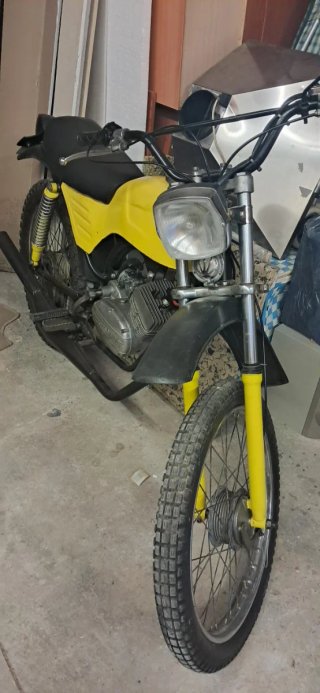 Moto Guisón Enduro/Motocross Amarilla y Negra