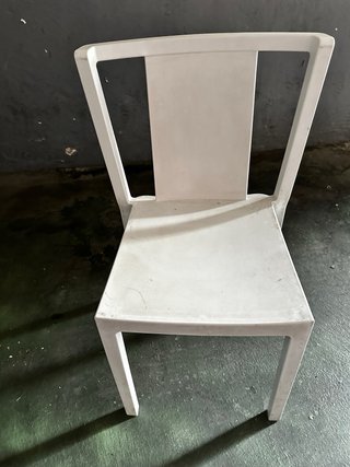 8 Sillas Blancas Apilables