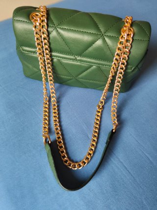 Bolso Acolchado Cadena dorada
