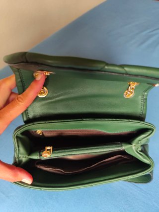 Bolso Acolchado Cadena dorada