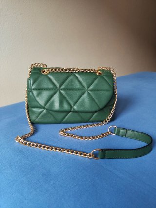 Bolso Acolchado Cadena dorada