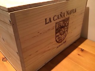 Gran caja de madera tipo baul tapa sobrepuesta