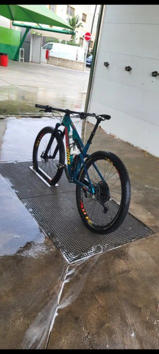 Megamo Track R120