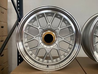 2+2 llantas 8x17 y 9x17 5X100 4X100 SILVER lip p