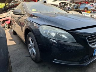 V40 AÑO 13. VOLVO. DESPIECE COMPLETO