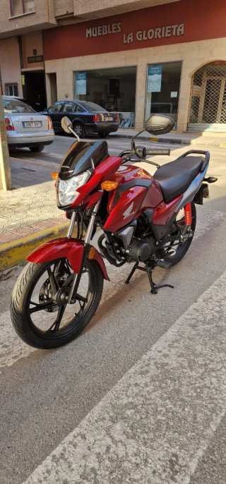 Honda CB 125 F