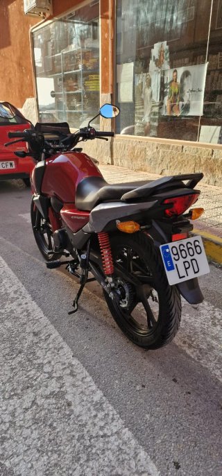 Honda CB 125 F