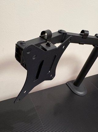 Mesa Escritorio Gaming con Brazo Monitor