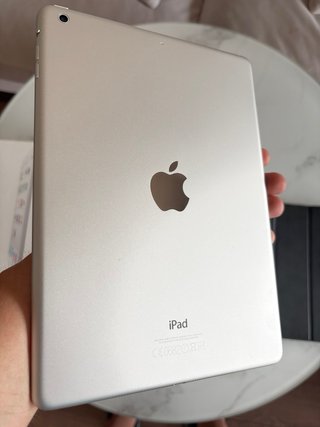 Apple iPad Air Plata/Blanco